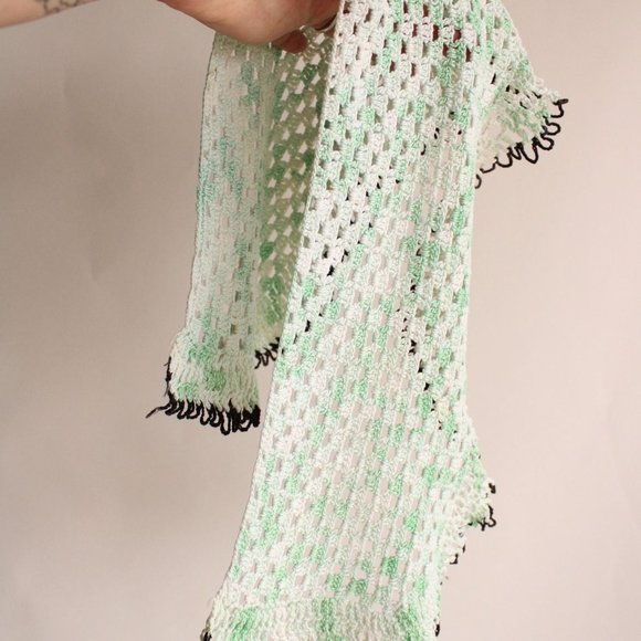 Vintage Crochet Doily in Green and White And Black,  Long Table Scarf, Woven - Picture 9 of 10